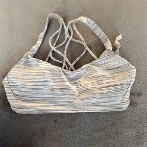 Lululemon sports bra